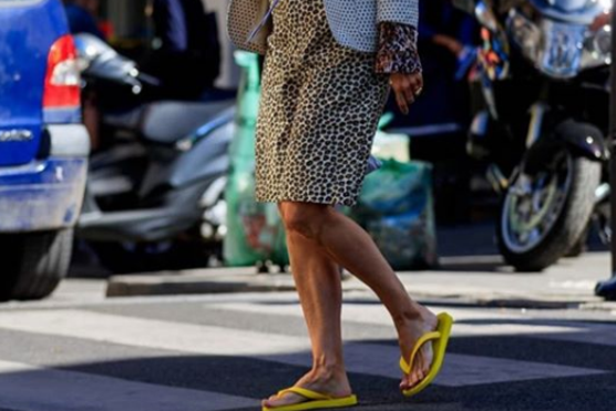 Flip-flop papucs és Dior táska - te hordanád együtt?