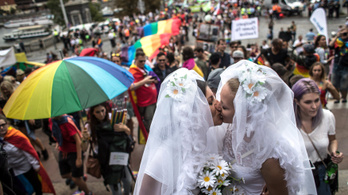 Támogatja az azonos neműek házasságát a cseh kormány