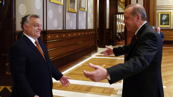 Erdogan török elnök Budapestre jön
