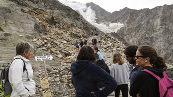 Felkészületlen turisták teszik tönkre a Mont Blanc-t