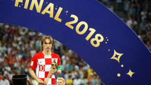 Vesztes vb-döntő után aranylabdás Modric, mint Messi négy éve