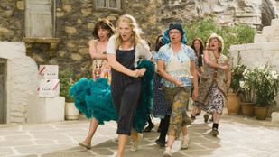 Mamma Mia! 2: van, aki jobban néz ki, mint 10 éve, és van, aki semmit nem változott