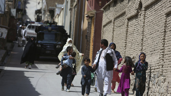 Robbanások sorozatát hallották Kabulban