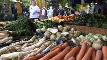 Minden harmadik európai gyümölcs vagy zöldség túl csúnya, hogy piacra kerüljön