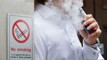 Az e-cigaretta is okozhat szájrákot