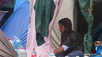 Egy afgán nő a nyolcadik menedékkérő, akinek nem adnak enni a magyar hatóságok