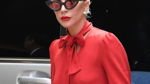 Lady Gaga szerint ez alá a ruha alá nem kell melltartó