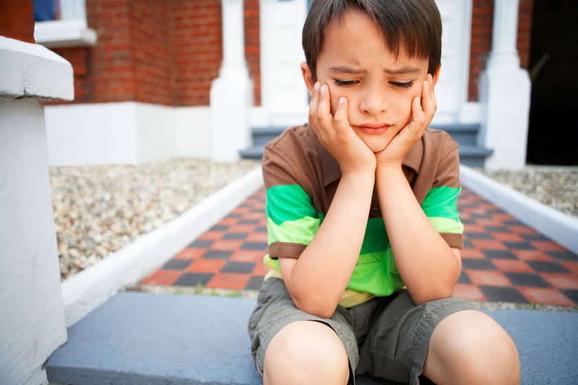 Ha szorong és fél az elsős gyerek: hogyan segíthet a szülő a pszichológus szerint?
