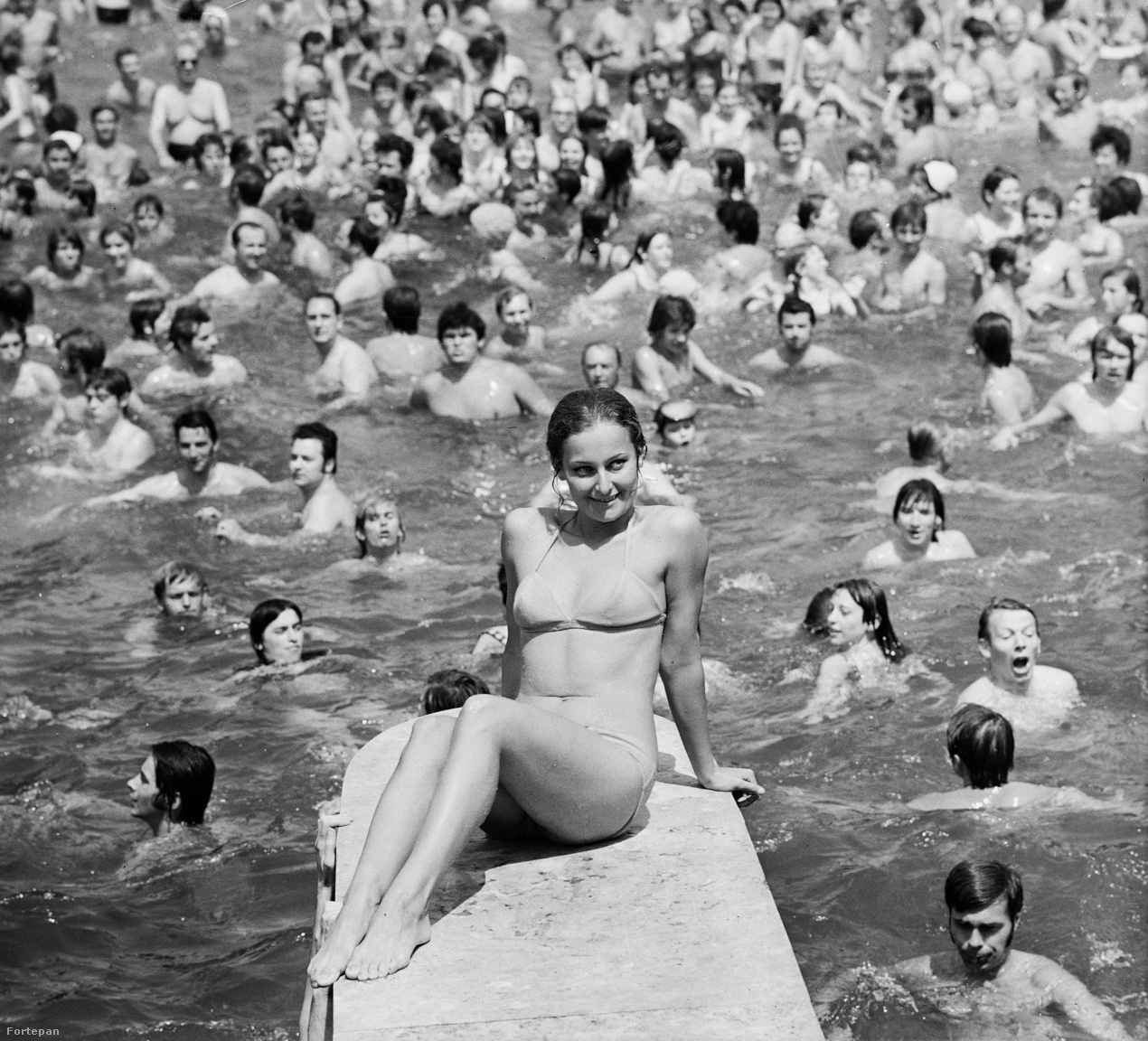 1973, Margitsziget, Palatinus strandfürdő, egy szál bikini
