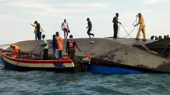 300 utassal a fedélzetén elsüllyedt egy komp Tanzániában