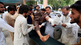 Öngyilkos merénylő robbantott Afganisztánban, sokan meghaltak