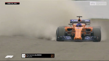 Hamilton frászt kapott, Alonso nagyot fogott
