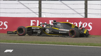 Hamilton az eső után is odavert a Ferrarinak a megszakított edzésen