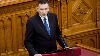A Jobbik frakciójából kizárt Volner nem adja vissza mandátumát