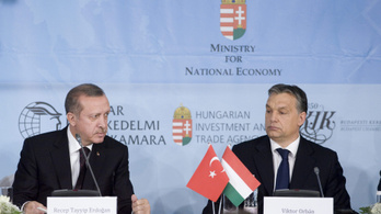 Illiberális török barátját fogadja Orbán