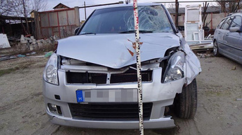 Kilóg a lóláb – egy Suzuki különös közlekedési balesete
