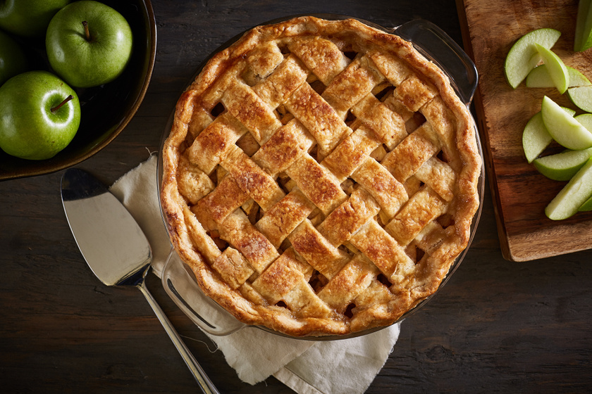 Ötfűszeres, rácsos almás pite: a tészta omlós, a töltelék pedig isteni
