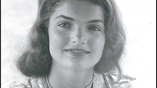 Soha nem látott fotók kerültek elő a tinédzser Jackie Kennedyről