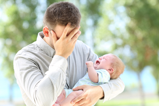 A kispapa is lehet depressziós a gyerek születése után