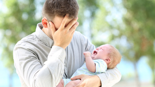 A kispapa is lehet depressziós a gyerek születése után