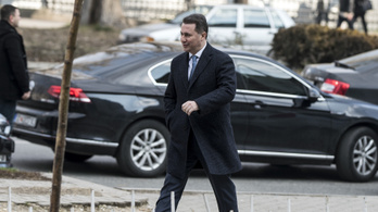 Gruevszki gyalog és illegálisan mehetett át a macedón határon