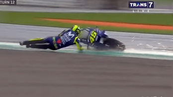 Rossi a második helyről csúszott ki az őrült zárófutamon