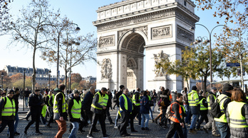 Az Eiffel-toronynál tüntethetnek majd az útblokádokat emelő sárga mellényesek