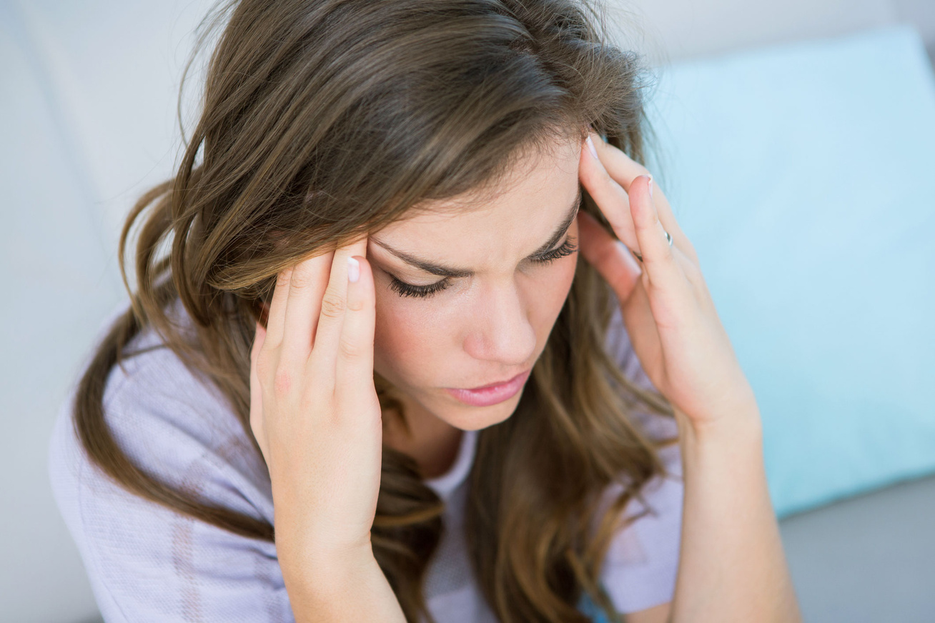 Migrénes vagy csak erős fejfájása van? Így döntheti el - EgészségKalauz