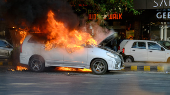 Autózás Radzsasztánban (más néven: pokol)