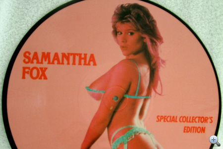 Samanta Fox egyik lemezborítója