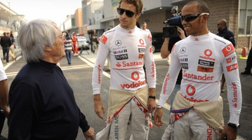 Ecclestone: Hamilton olyan, mint Senna