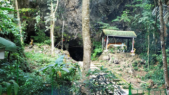 Turistalátványosság lett a thaiföldi barlangból alig fél évvel a mentőakció után