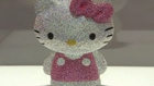 Luxus Hello Kitty Japán megsegítésére