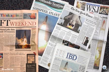 Ezeket a szombati lapokat tudtuk Orlandoban megvenni, azok közül, amik címlapon foglalkoznak az Atlantis utolsó startjával.