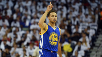 Nem hisz a holdraszállásban a háromszoros NBA-bajnok Curry