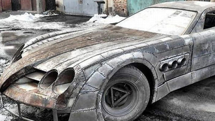 Garázsban épített SLR Mercedest