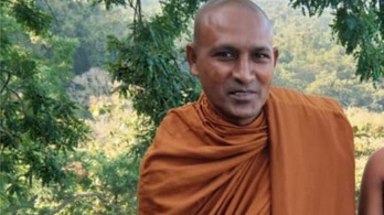 Leopárd ölt meg egy erdőben meditáló buddhista szerzetest