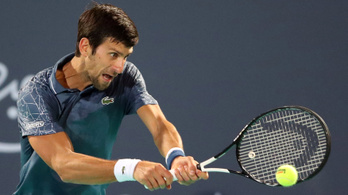 Djokovics győzött, Nadal kikapott Abu-Dzabiban