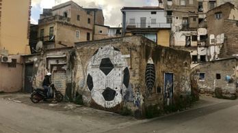 Palermo szegénynegyedét gyerekek festették tele