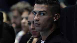 Cristiano Ronaldo DNS-mintát ad a Las Vegas-i rendőrségnek