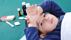 Öt gyógyszer amit soha ne adj a gyereknek