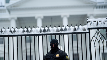 Beépített FBI-ügynököktől vett rakétát a Fehér Házat felrobbantani akaró dzsihadista
