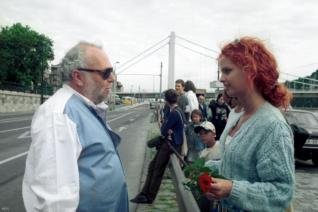 Dobó Katával a Miniszter félrelép forgatásán 1997-ben