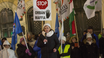Nem hozta le a közmédia a DK és a Jobbik közleményét, amiben az ügyészséget szapulják