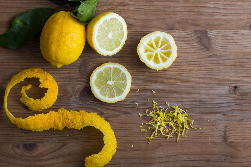 Tisztít, illatosít és fertőtlenít: 5 dolog, amire jó a citromhéj