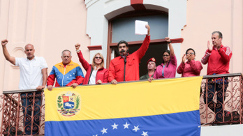 Washington hazahívta legtöbb diplomatáját Venezuelából
