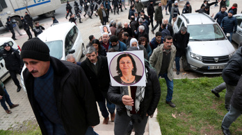 79 napos éhségsztrájk után szabadon engedték Leyla Güvent