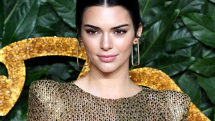 Kendall Jenner zavarba ejtően nagyot meztelenkedett az Instán