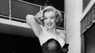 Mennyit érhet Marilyn Monroe 9 hónapig tartó házasságának egy darabja, a nászúton készült fotósorozat?