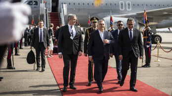 Orbán Viktor az EU-Arab Liga csúcsra utazott